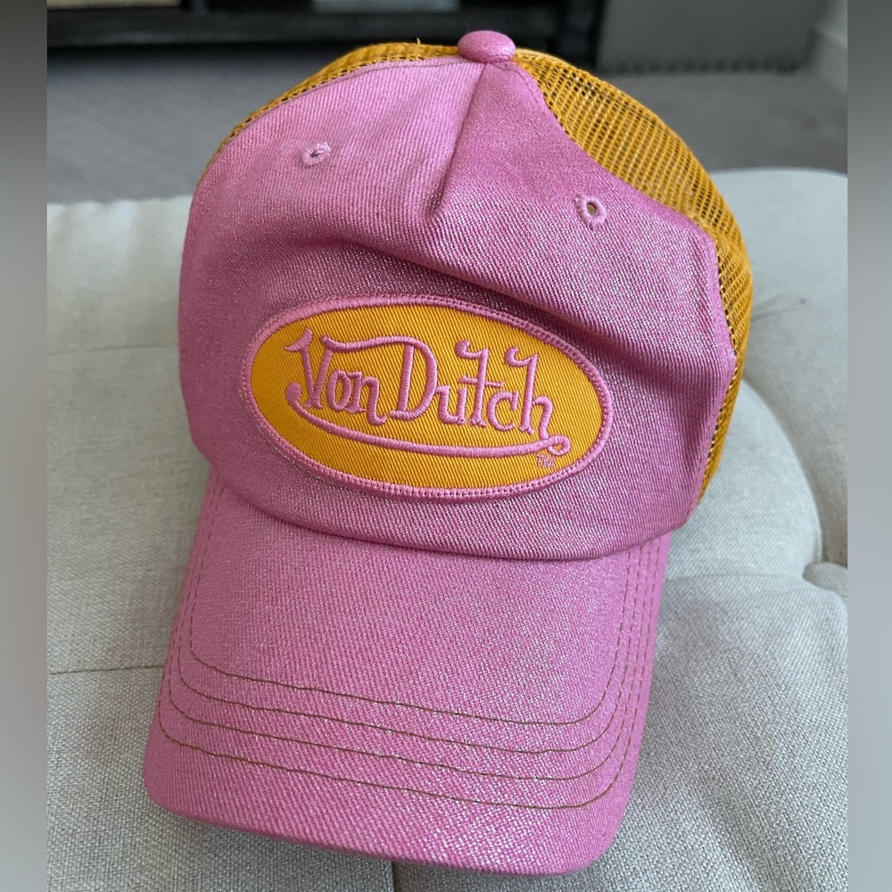 Von Dutch Hat